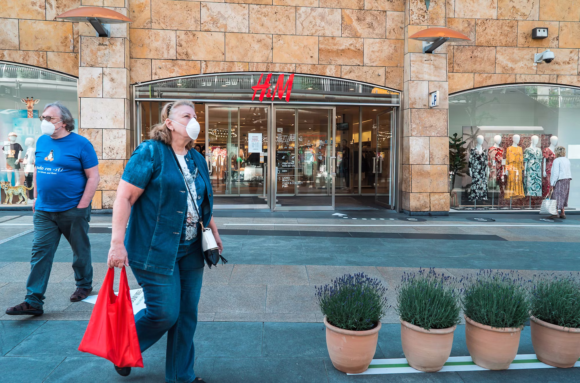 Navigating the Future of Payment Technologies in Retail
